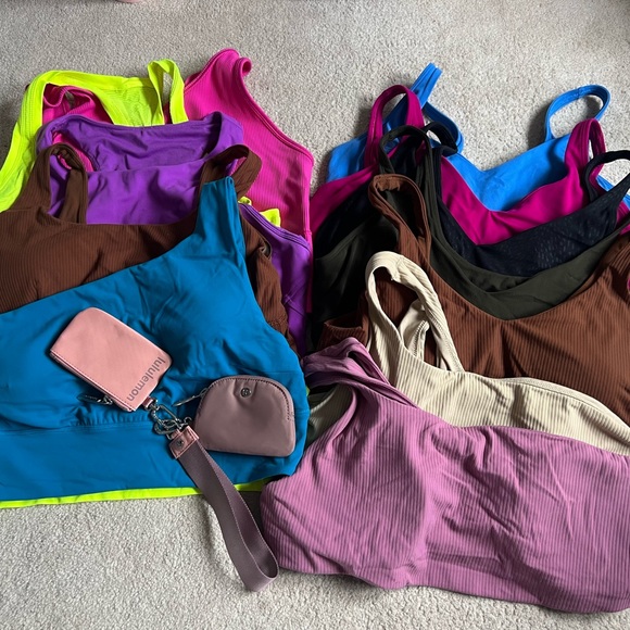 LULULEMON MYSTERY BUNDLES size 14 - Picture 4 of 5
